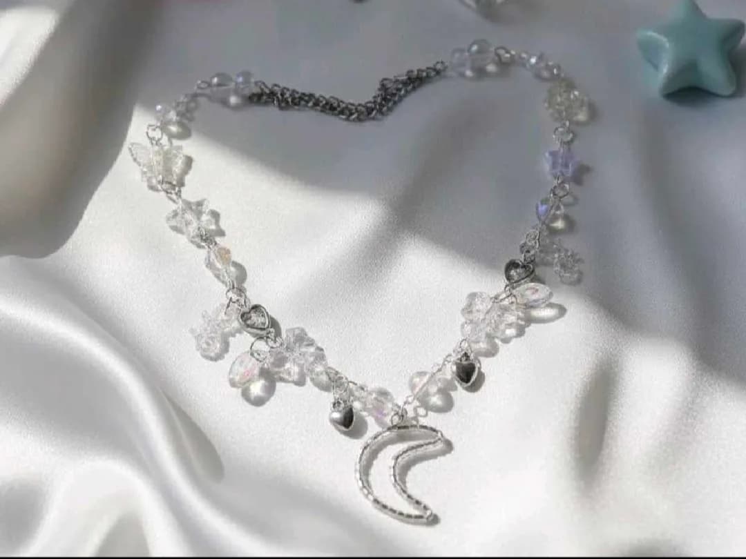 Moon fairy necklace — 2