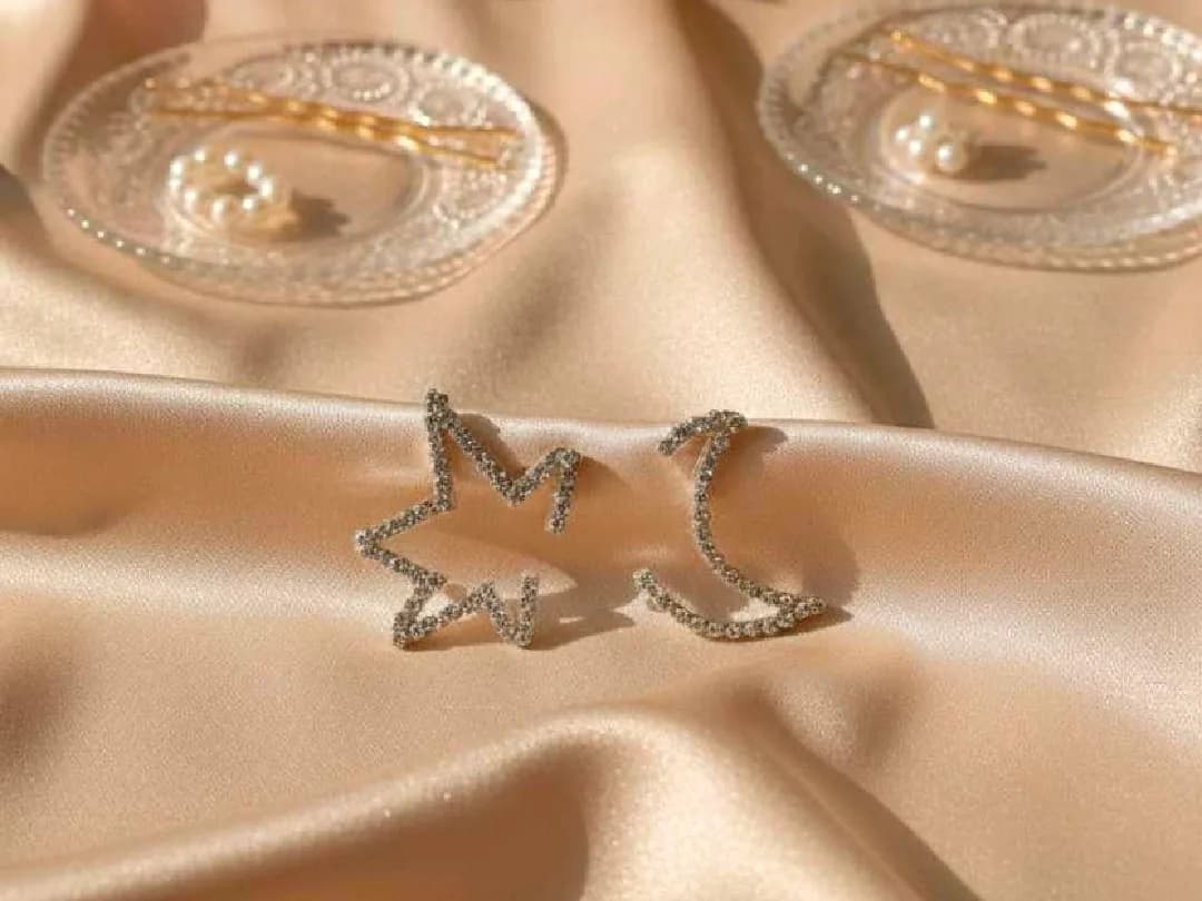 Star and moon earrings