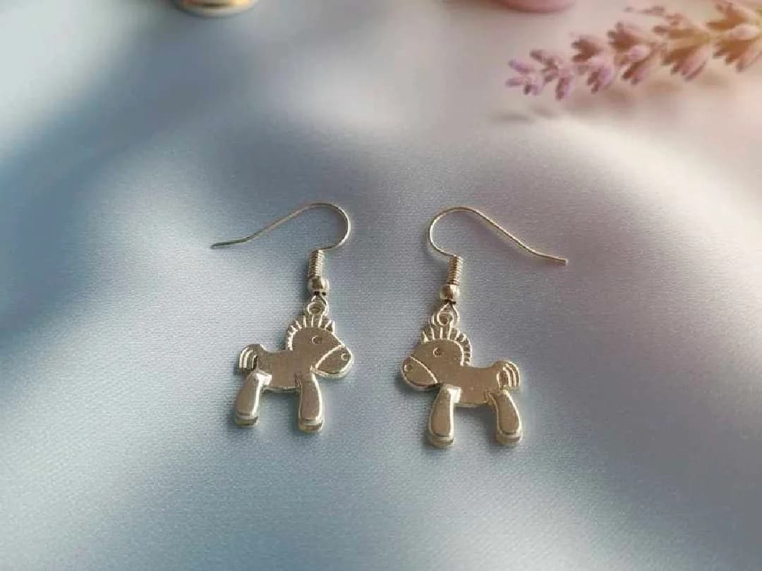 Horse earrings